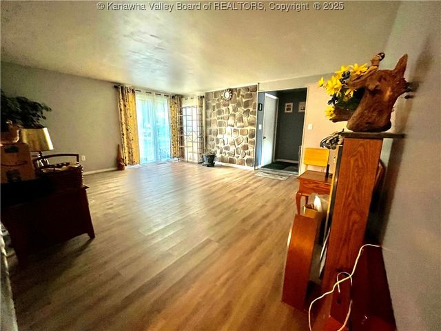 205 Elm Street, New Haven, WV 25265