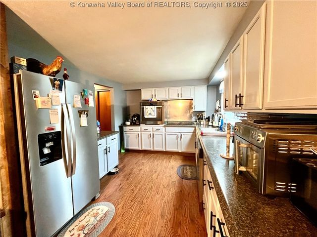 205 Elm Street, New Haven, WV 25265