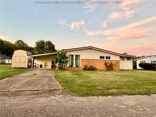 205 Elm Street, New Haven, WV 25265