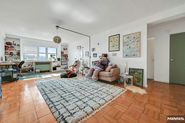 208 Anderson Street S5A, Hackensack, NJ 07601