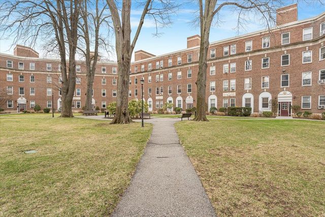445 Gramatan Avenue CD3, Mount Vernon, NY 10552