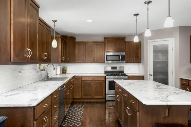 5817 Bison Circle, Monticello, MN 55362