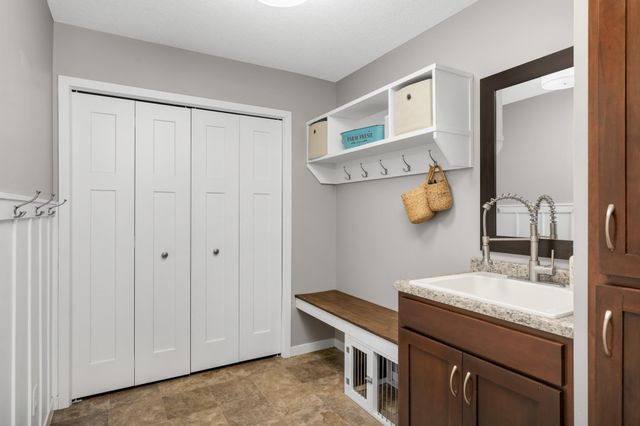 5817 Bison Circle, Monticello, MN 55362