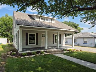 208 S Walnut, Douglass, KS 67039