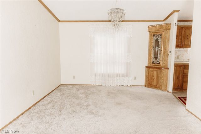 3995 Victory Avenue, Louisville, OH 44641