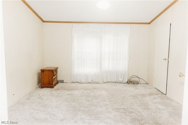 3995 Victory Avenue, Louisville, OH 44641