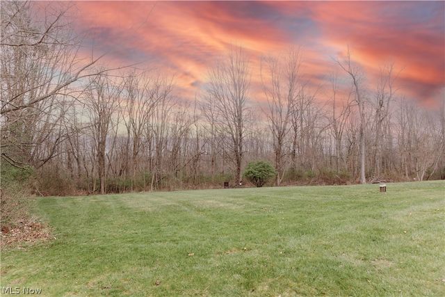3995 Victory Avenue, Louisville, OH 44641