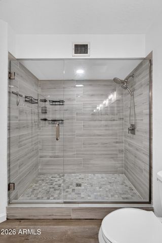 1930 W JOAN DE ARC Avenue, Phoenix, AZ 85029