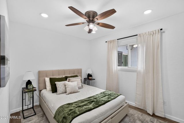 1930 W JOAN DE ARC Avenue, Phoenix, AZ 85029