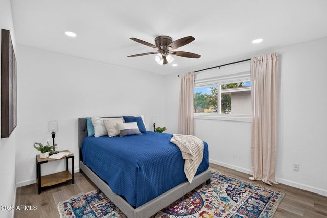 1930 W JOAN DE ARC Avenue, Phoenix, AZ 85029