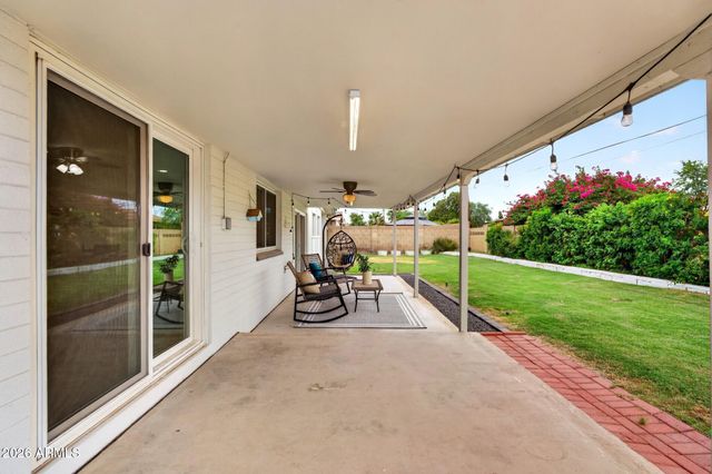 1930 W JOAN DE ARC Avenue, Phoenix, AZ 85029