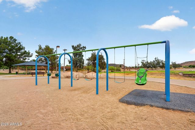 1930 W JOAN DE ARC Avenue, Phoenix, AZ 85029