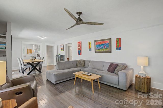 878 Garren Creek Road, Fairview, NC 28730