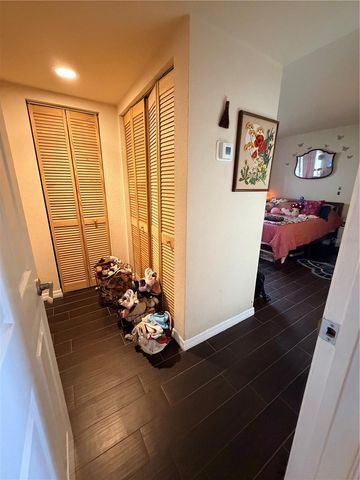 720 N VILLAGE DRIVE N 103, St Petersburg, FL 33716