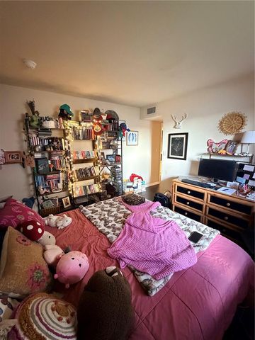 720 N VILLAGE DRIVE N 103, St Petersburg, FL 33716