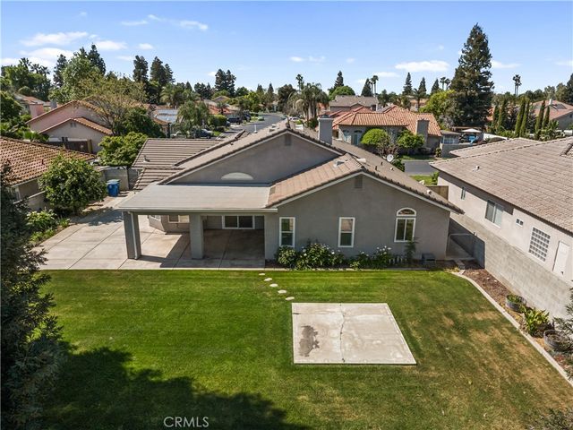 43 East, Madera, CA 93637