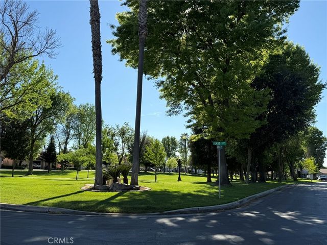 43 East, Madera, CA 93637