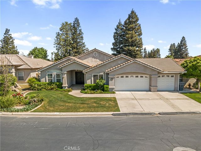 43 East, Madera, CA 93637