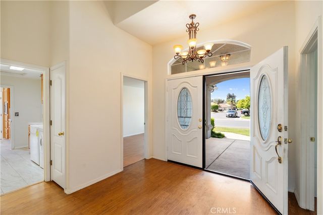 43 East, Madera, CA 93637