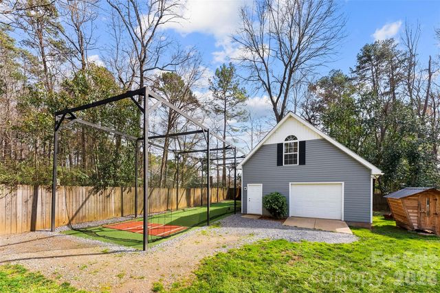 1211 Armstrong Ford Road, Belmont, NC 28012