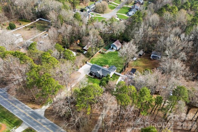 1211 Armstrong Ford Road, Belmont, NC 28012