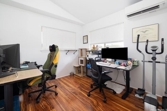 94-689 Lumiaina Street, Waipahu, HI 96797