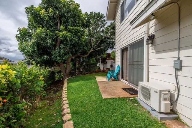 94-689 Lumiaina Street, Waipahu, HI 96797