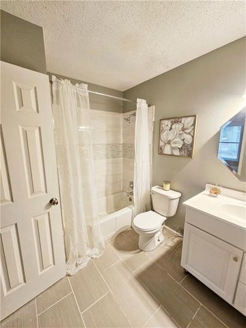 5401 Highland Road, Mobile, AL 36693