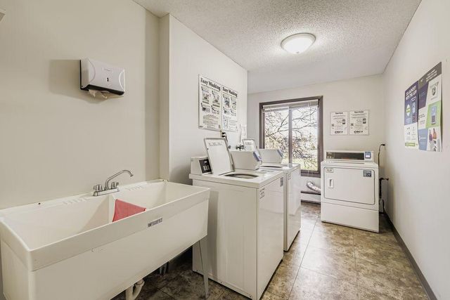 3431 Kent Street 813, Shoreview, MN 55126