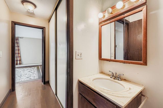 3431 Kent Street 813, Shoreview, MN 55126