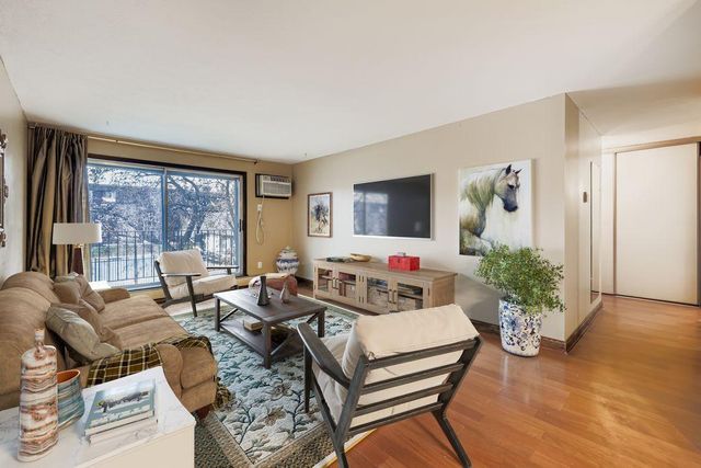 3431 Kent Street 813, Shoreview, MN 55126