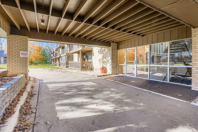 3431 Kent Street 813, Shoreview, MN 55126