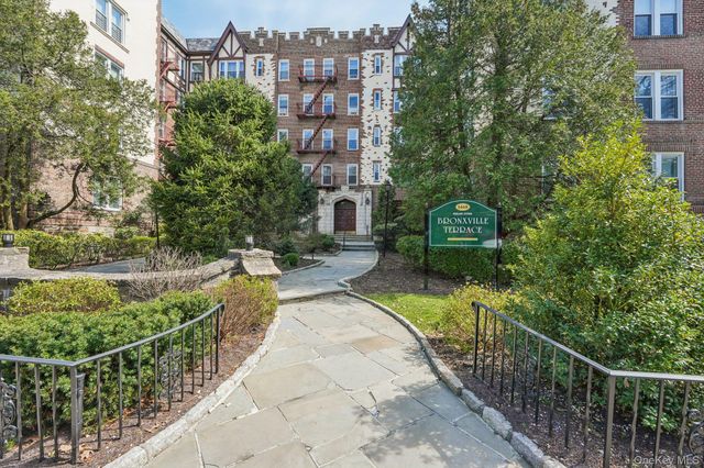 1468 Midland Avenue 2C, Bronxville, NY 10708