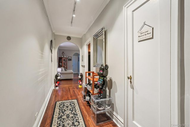 1468 Midland Avenue 2C, Bronxville, NY 10708