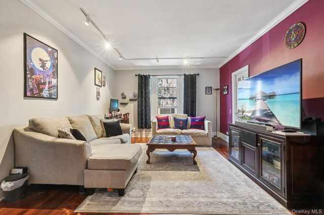 1468 Midland Avenue 2C, Bronxville, NY 10708