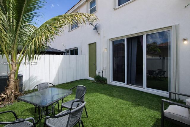 2264 NE 42nd Circle, Homestead, FL 33033