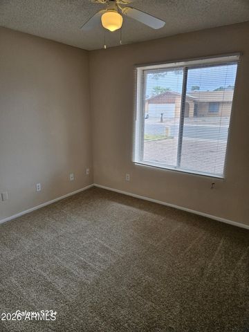 3223 N WOODBURNE Drive, Chandler, AZ 85224