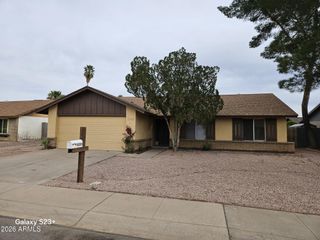 3223 N WOODBURNE Drive, Chandler, AZ 85224