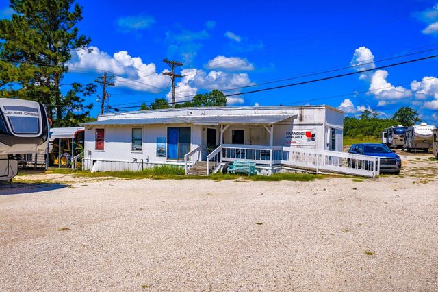3302 Us Highway 59 S, Livingston, TX 77351