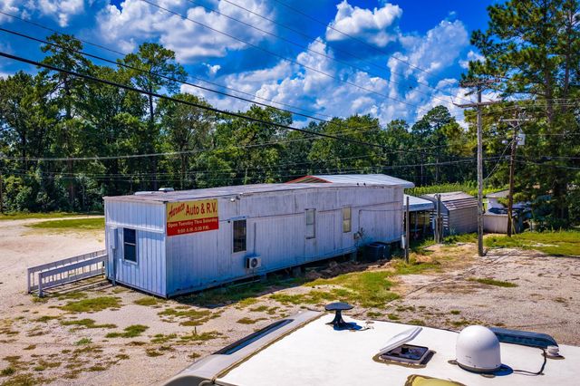 3302 Us Highway 59 S, Livingston, TX 77351