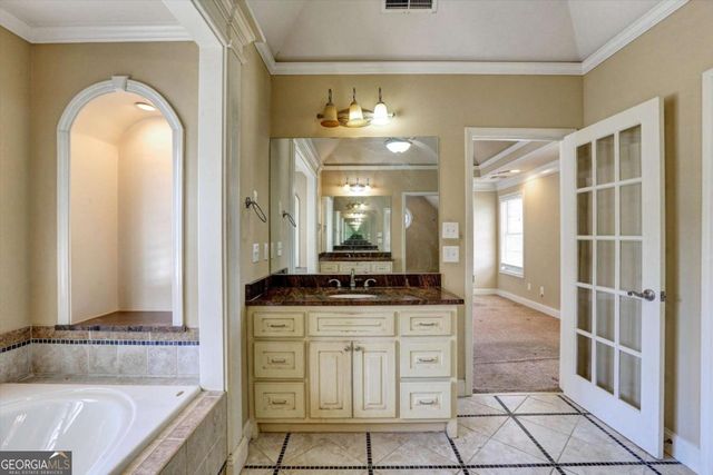 2104 Autumn Chase Drive, Stockbridge, GA 30281