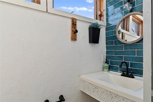 4205 Tamarisk Drive, Oklahoma City, OK 73120