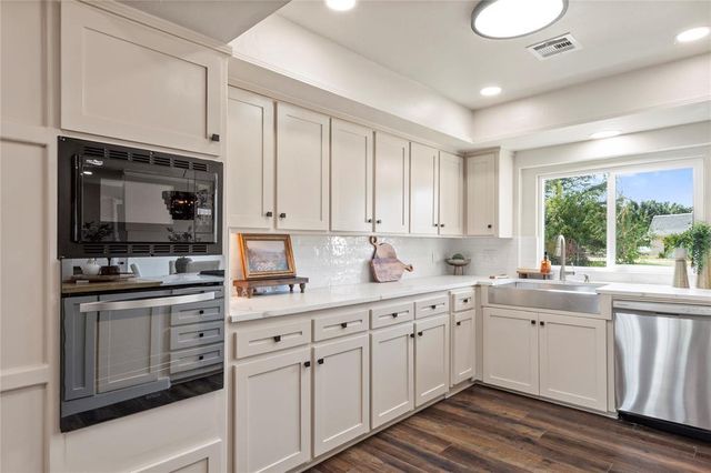 4205 Tamarisk Drive, Oklahoma City, OK 73120