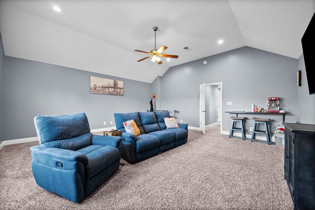 552 Louise Creek Rd, Cumberland Furnace, TN 37051