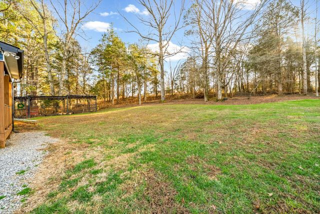 552 Louise Creek Rd, Cumberland Furnace, TN 37051