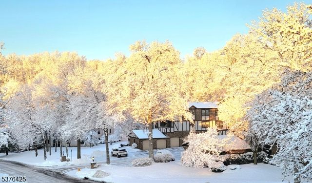 24 Heritage Dr F, Chatham Twp., NJ 07928