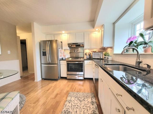 24 Heritage Dr F, Chatham Twp., NJ 07928