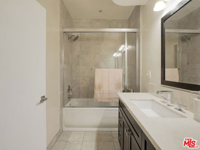 438 N Palm Drive 1, Beverly Hills, CA 90210