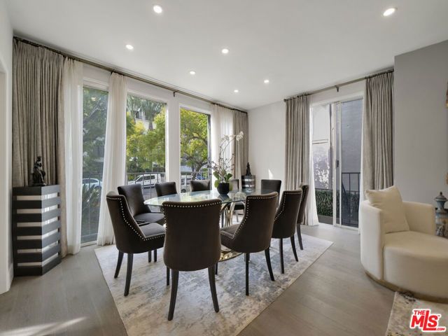 438 N Palm Drive 1, Beverly Hills, CA 90210