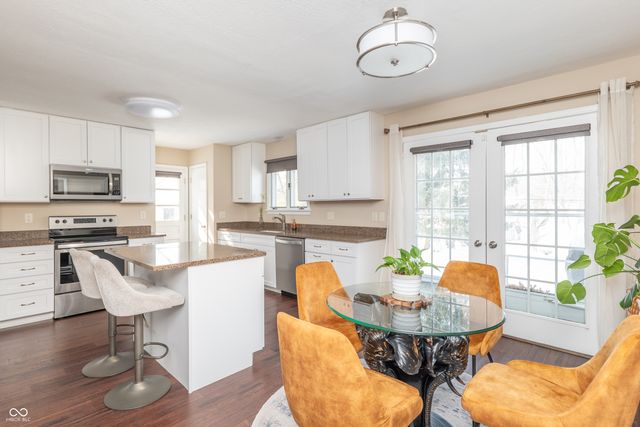 13145 Nottingham Road, Fishers, IN 46038